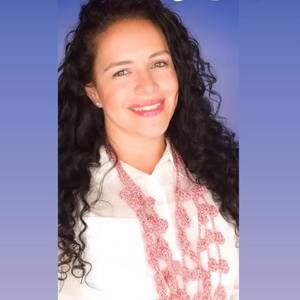 Meet your Posher, Luisa